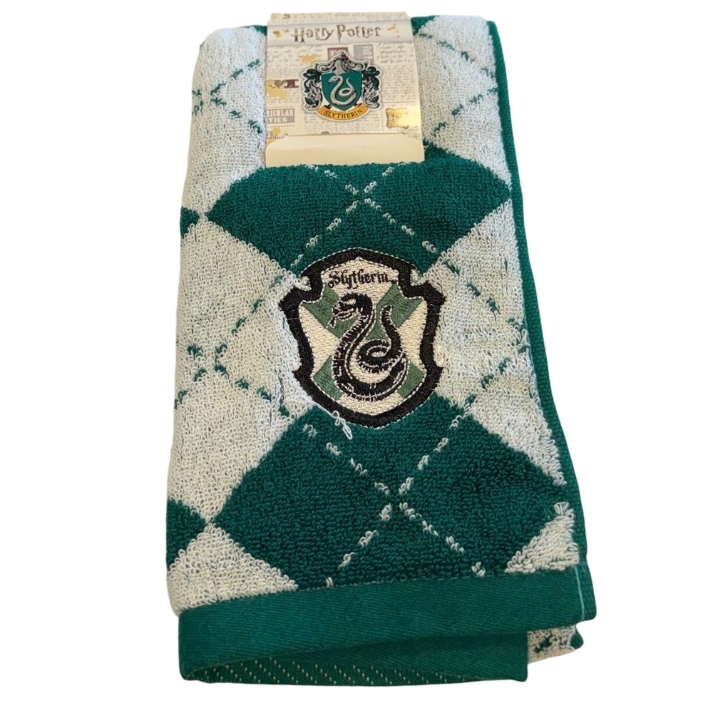 Miniso Harry Potter Slytherin Pure Cotton Towel Green Argyle Crest 13.4x30 NEW